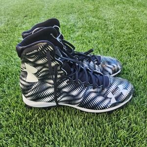 Under Armour Black and White High-Top Cleats Size Mens 11.5 Highlight Not Used